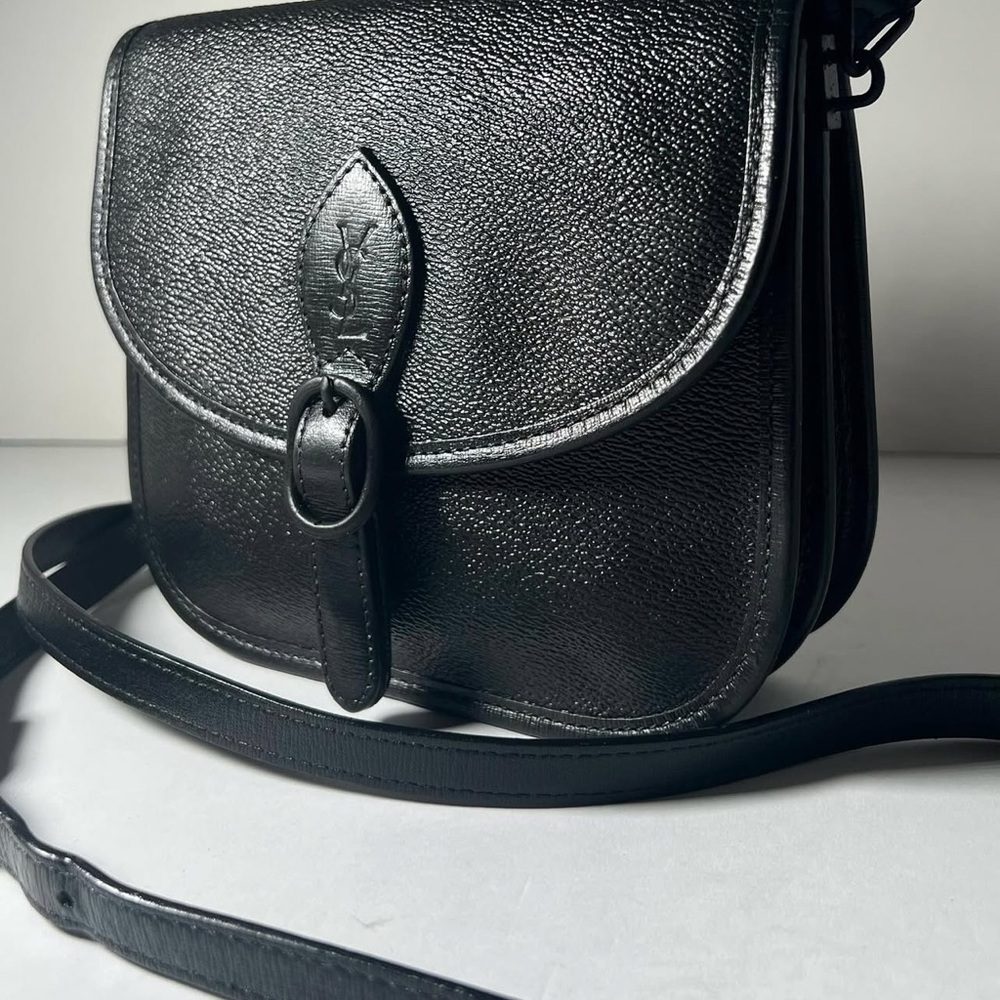 SAINT LAURENT PARIS Leather Shoulder Bag